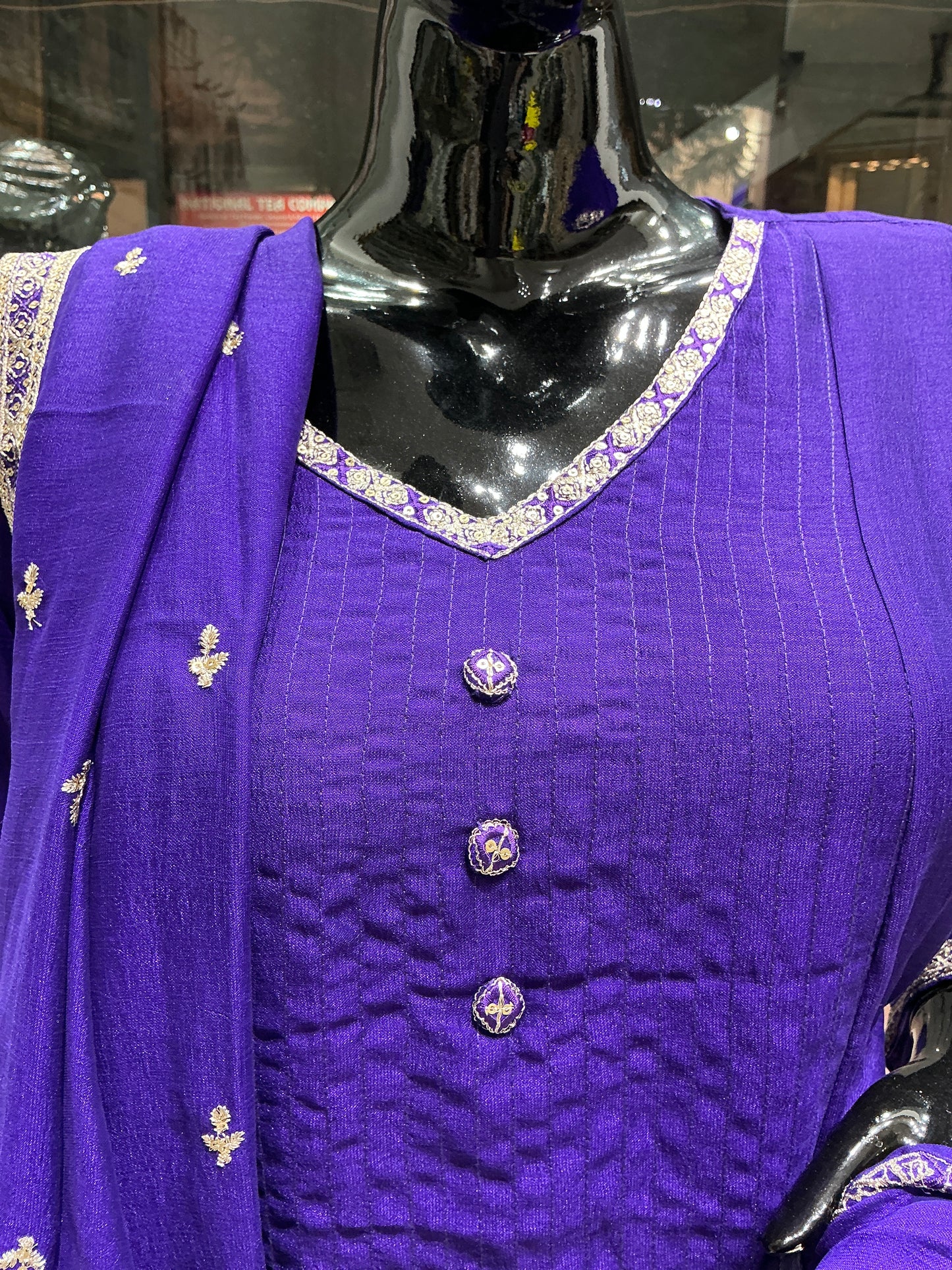 Sia Anarkali suit